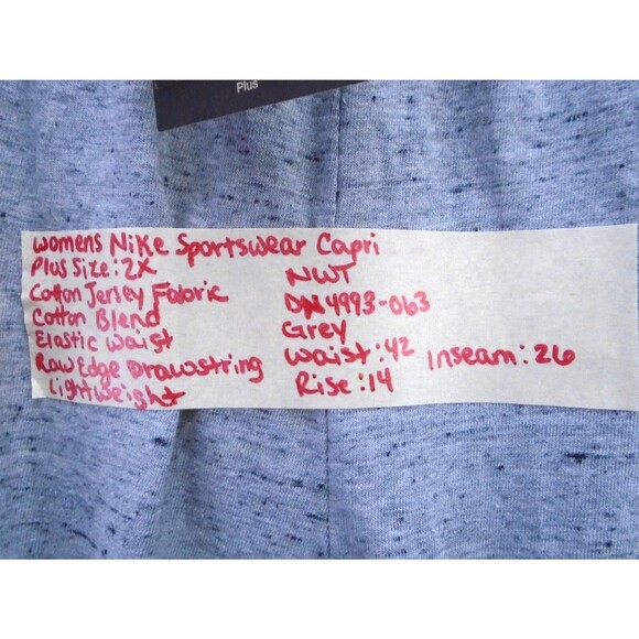 Nike Capri Jogger Pants Women’s Plus Size 2X (42x26) Standard Fit Mid Rise Gray - Picture 4 of 11